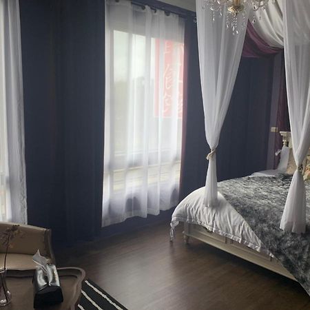 Light Luxury Apartment Apartment T'ai-tung Exteriér fotografie